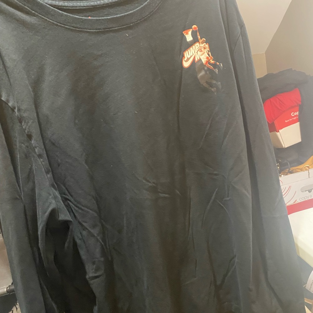 Jordan long sleeve heavier shirt